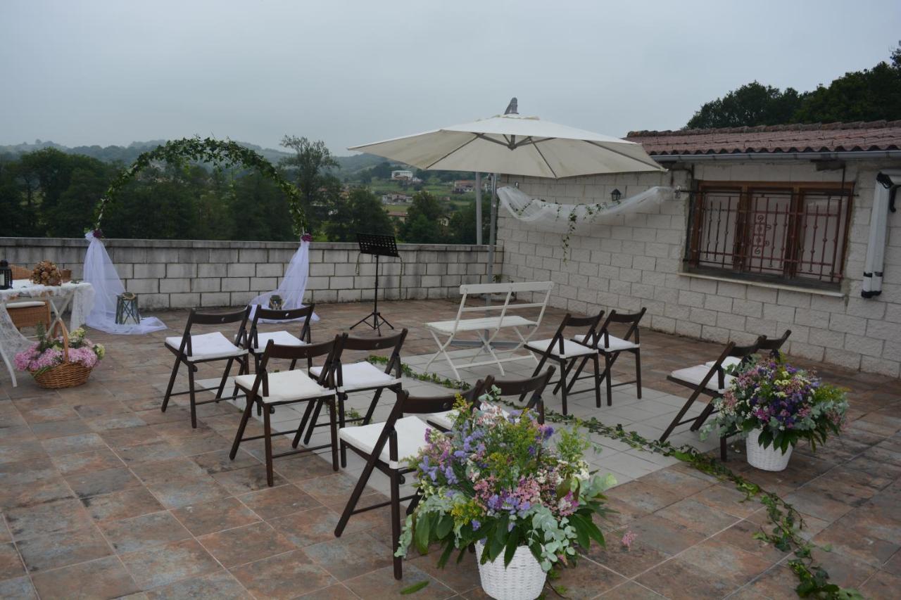 El Calero Pension Oviedo Buitenkant foto
